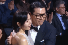 축하해야 하지만…현빈,손예진 부부의 동반 남녀주연상이 씁쓸한 이유